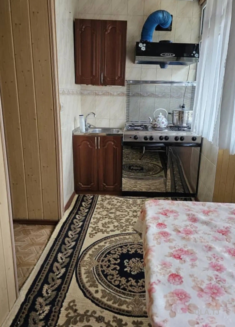 5 комнатная квартира, 3 этаж, 105 м²