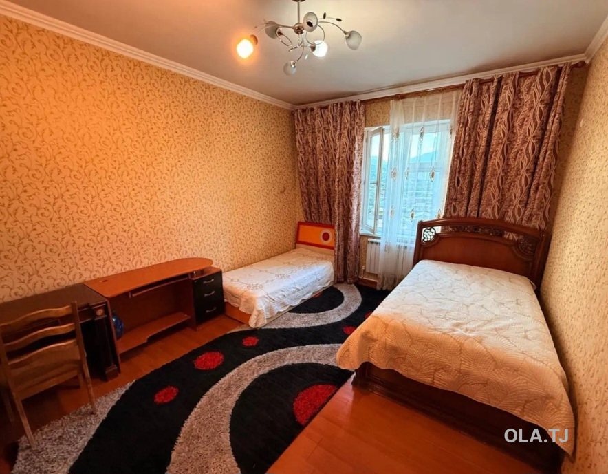 4 комнатная квартира, 7, 161 м²