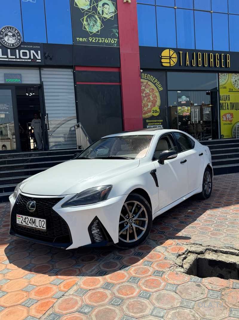 Lexus IS,  2012