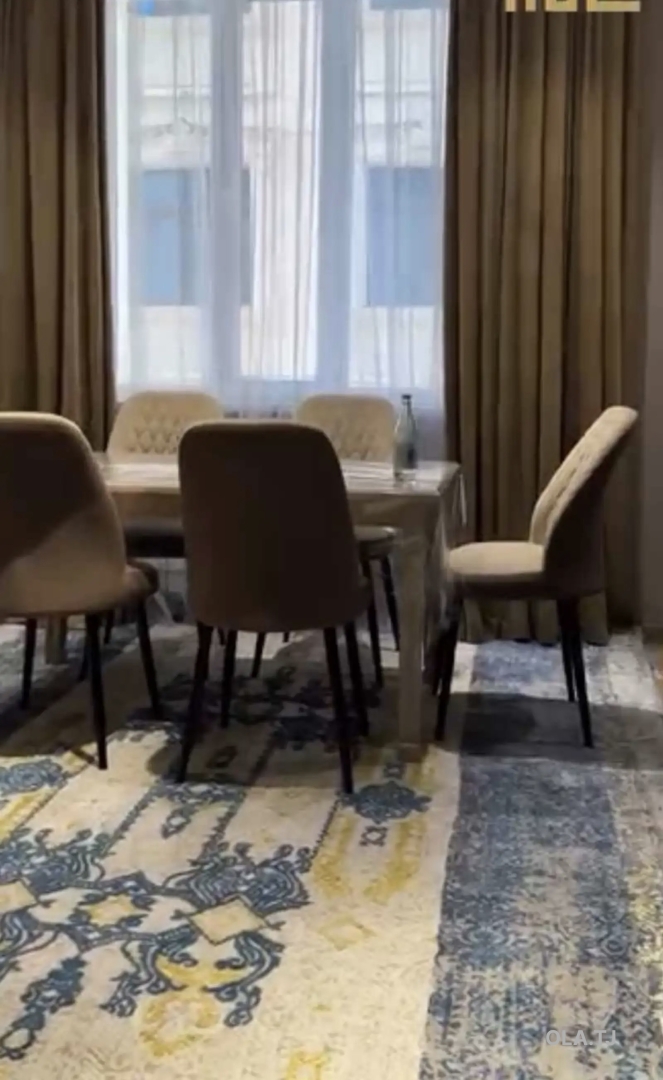 2 комнатная квартира, 10 этаж, 90 м²