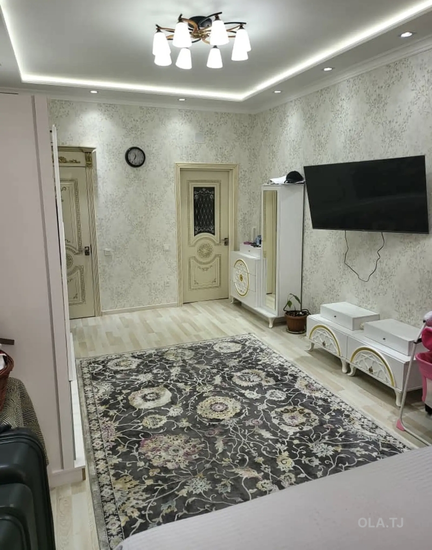 3 комнатная квартира, 17 этаж, 140 м²