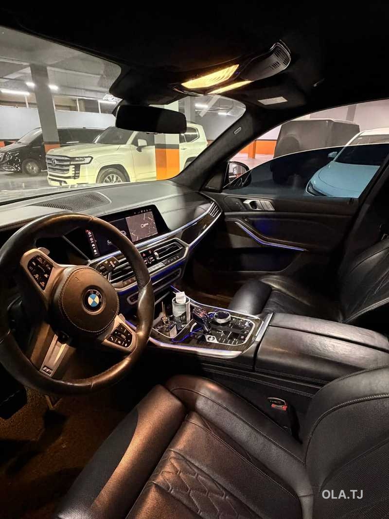 BMW X7,  2022