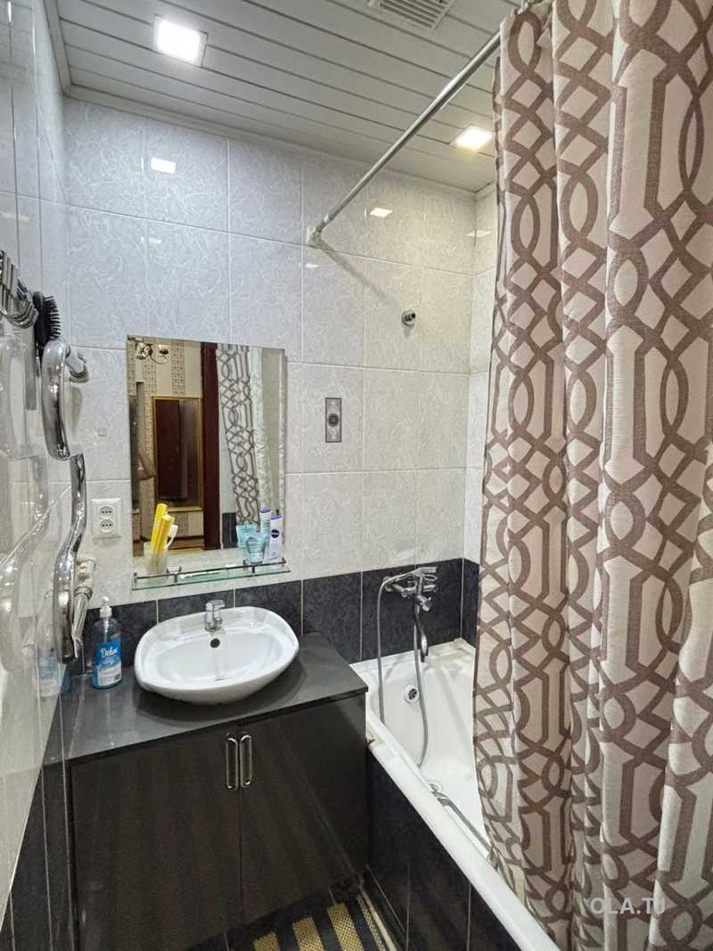 3 комнатная квартира, 4 этаж, 92 м²
