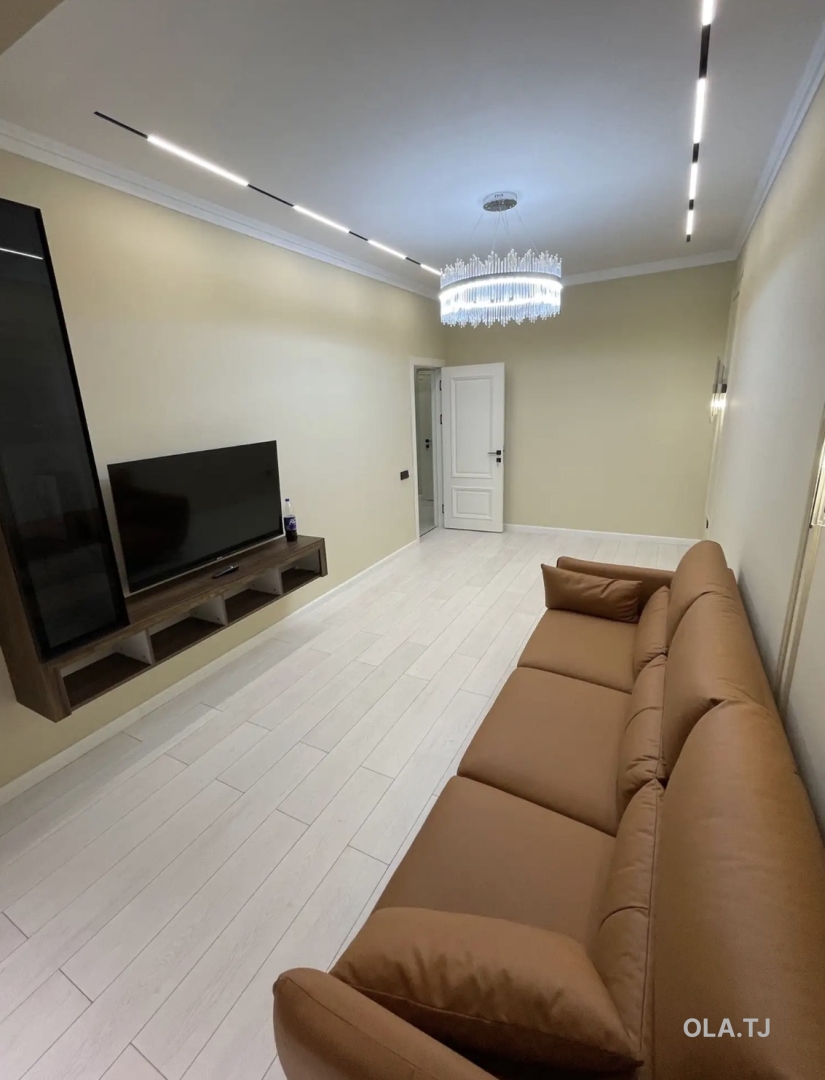 2 комнатная квартира, 17 этаж, 70 м²