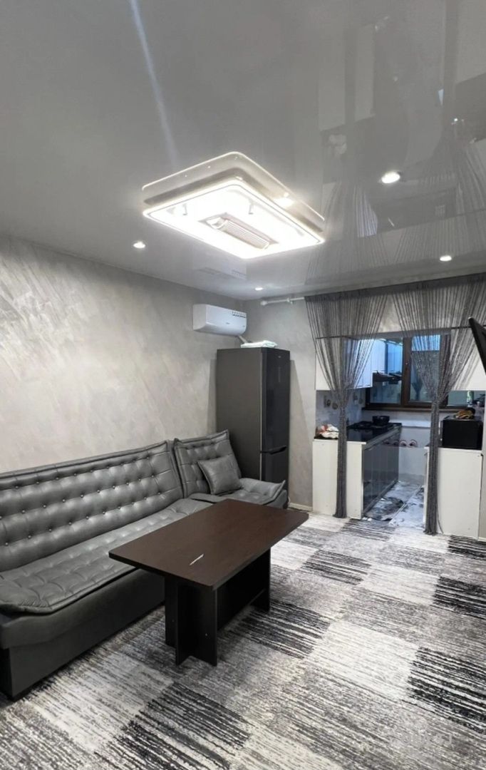 4 комнатная квартира, 1, 90 м²