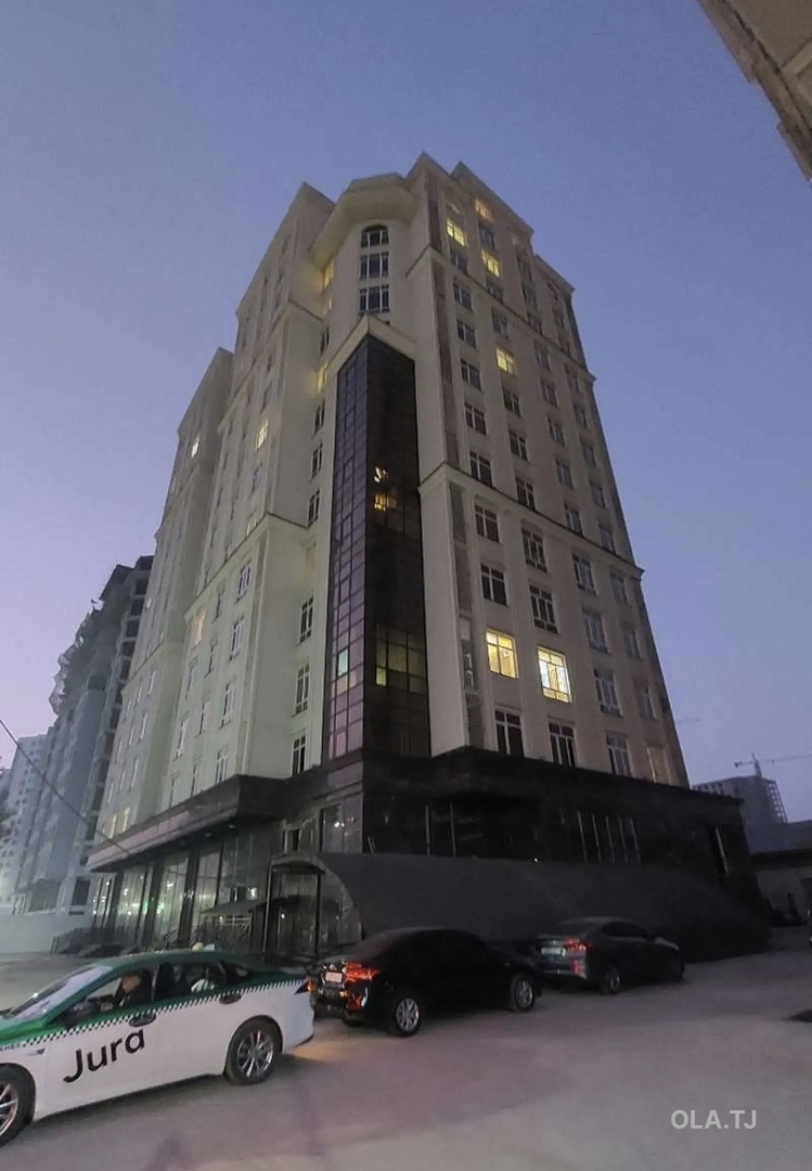 3 комнатная квартира, 6 этаж, 74 м²