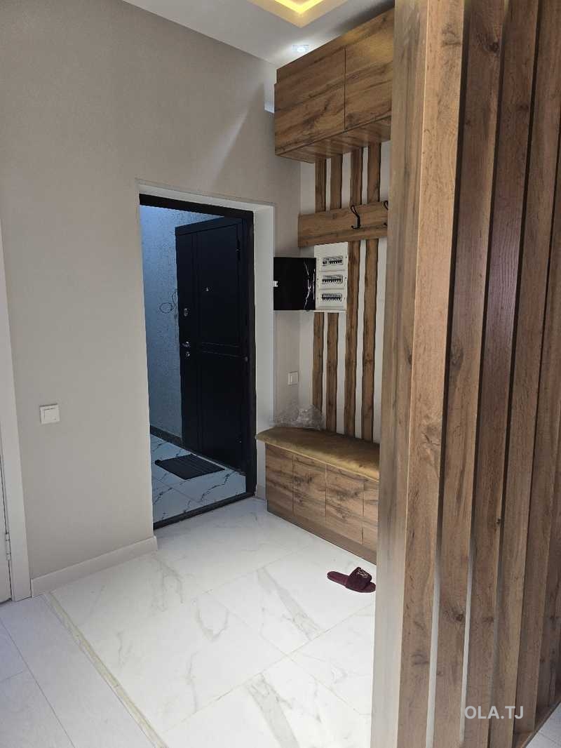 2 комнатная квартира, 9 этаж, 80 м²