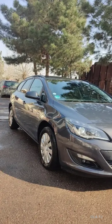 Opel Astra J,  2014