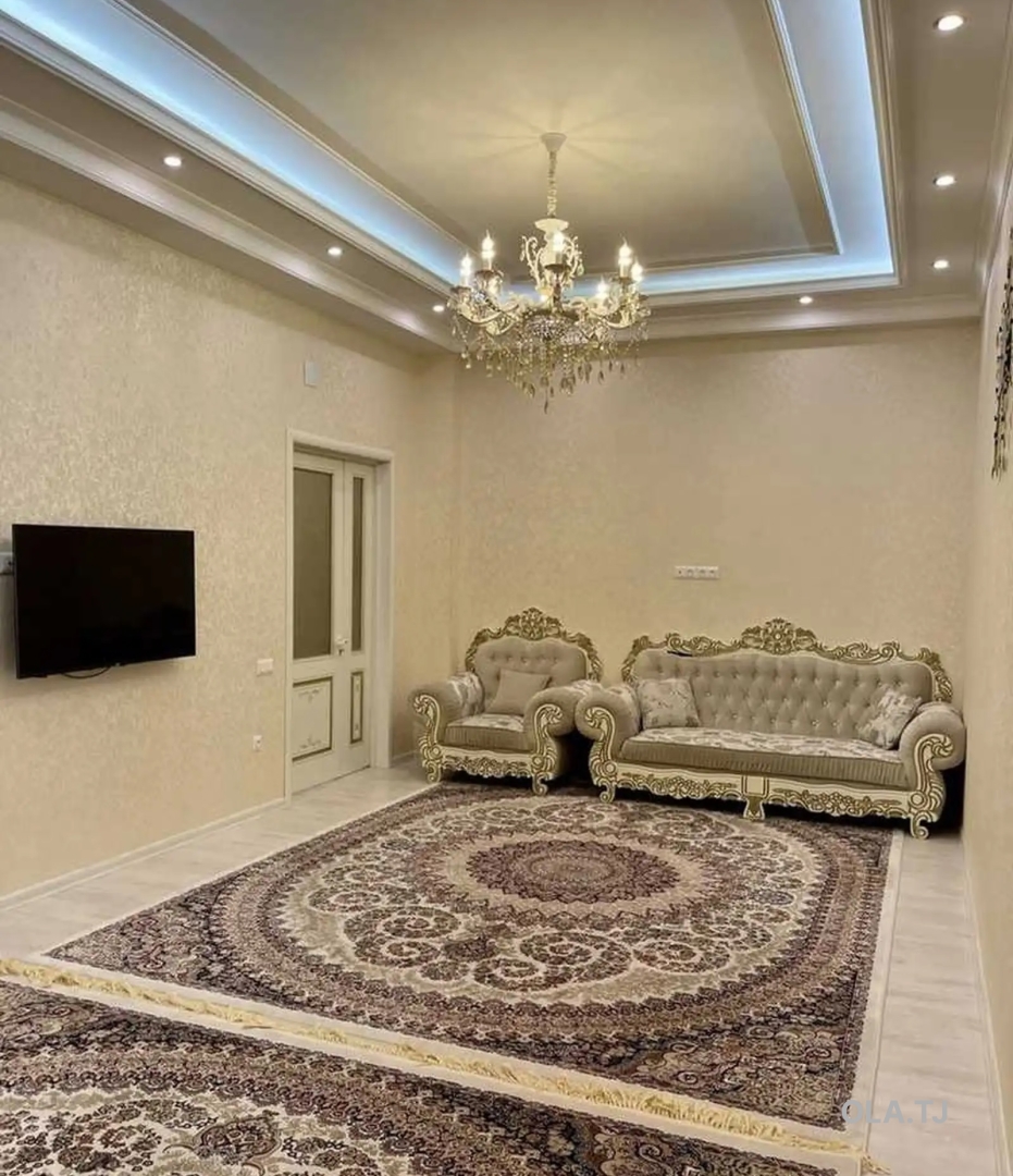 3 комнатная квартира, 5 этаж, 105 м²