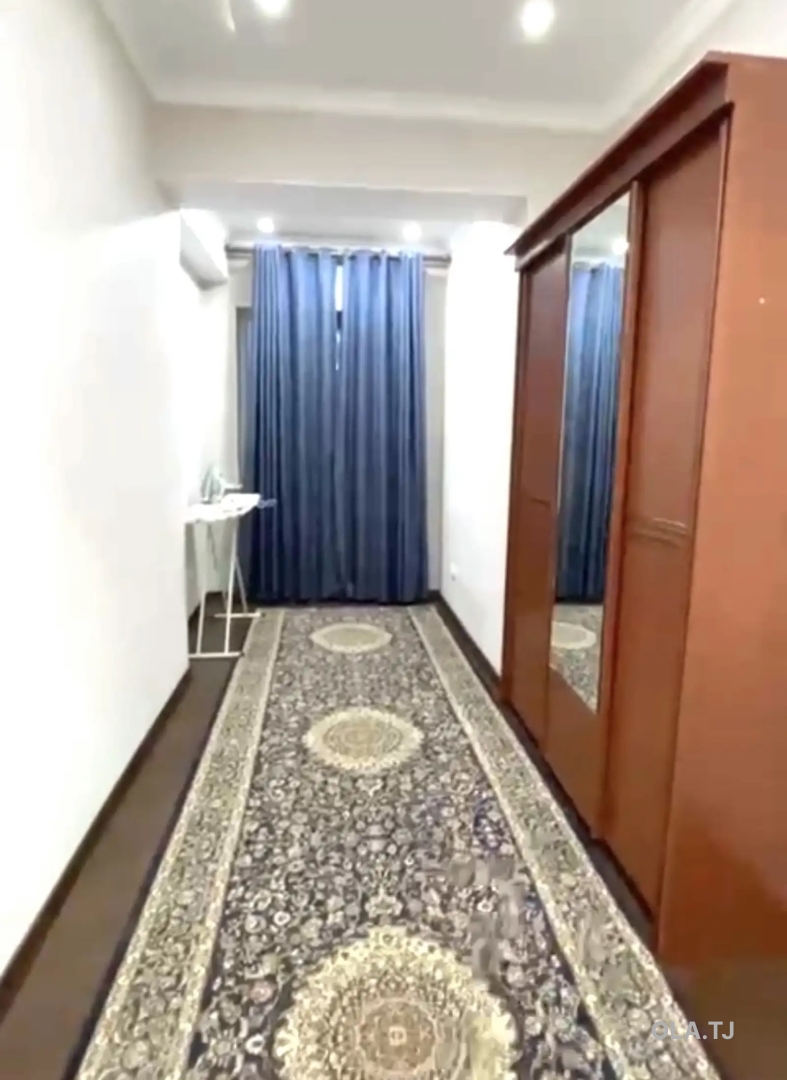 3 комнатная квартира, 10 этаж, 107 м²
