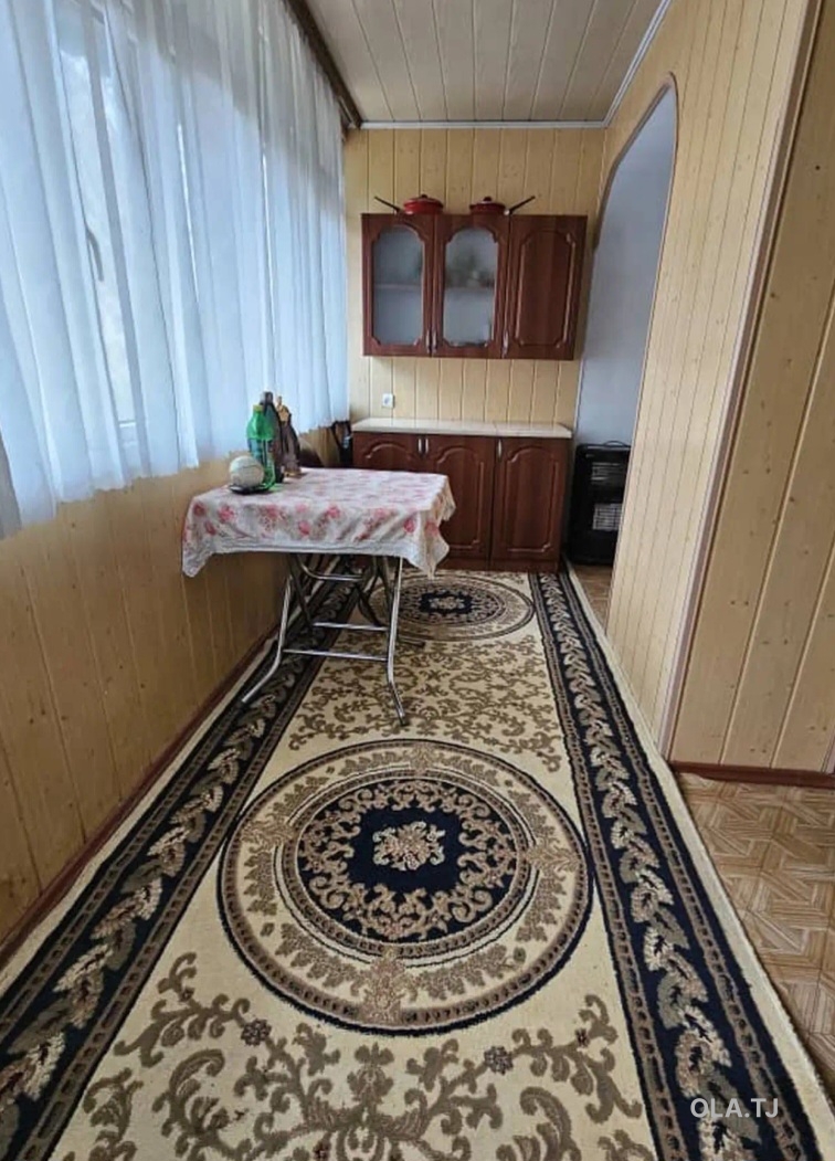 5 комнатная квартира, 3 этаж, 105 м²