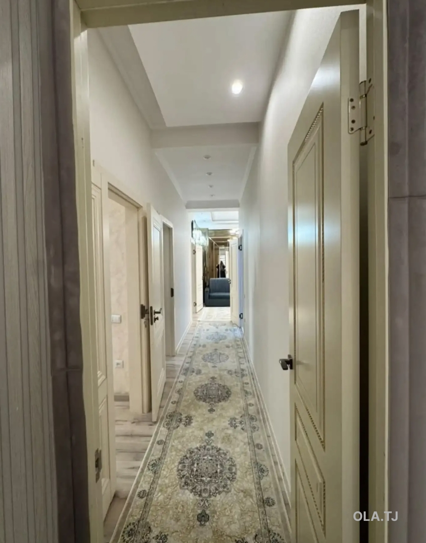 3 комнатная квартира, 13 этаж, 92 м²