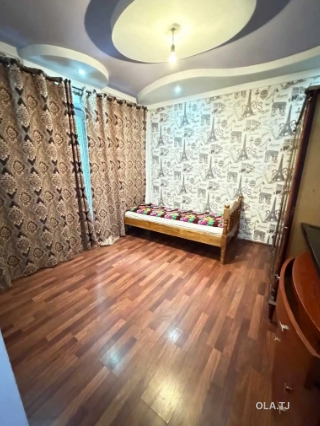 3 комнатная квартира, 2 этаж, 80 м²