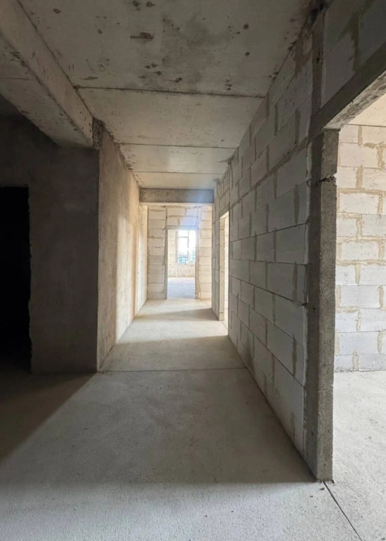 4 комнатная квартира, 14, 153 м²
