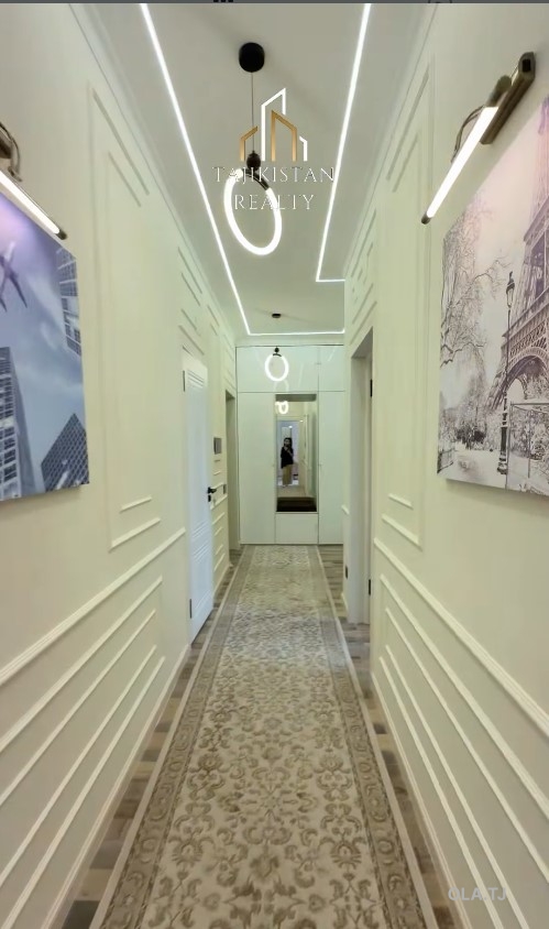 3 комнатная квартира, 8 этаж, 80 м²