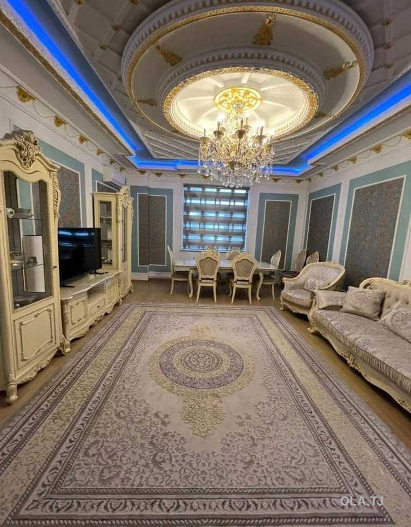 3 комнатная квартира, 6 этаж, 106 м²