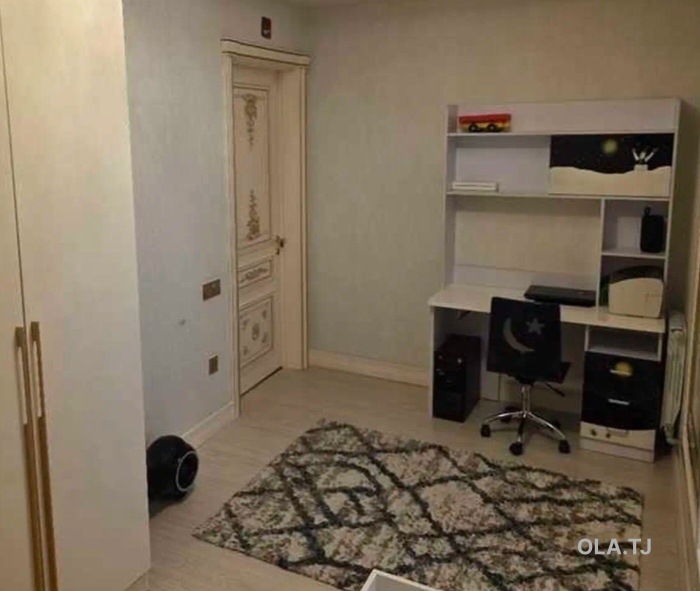 5 комнатная квартира, 10 этаж, 150 м²