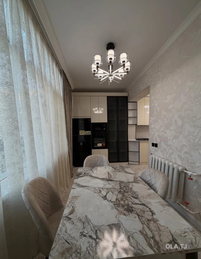 2 комнатная квартира, 4 этаж, 77 м²