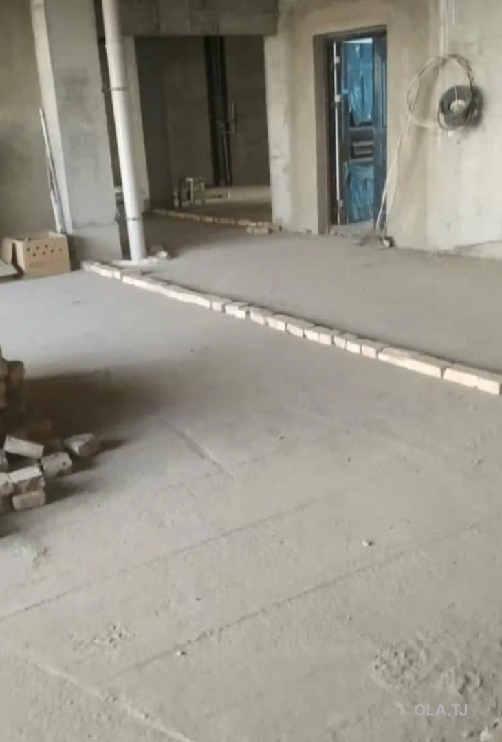 4 комнатная квартира, 7, 332 м²