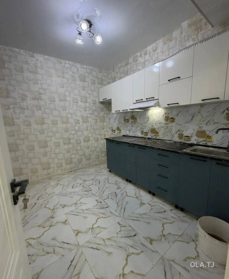 3 комнатная квартира, 8 этаж, 87 м²