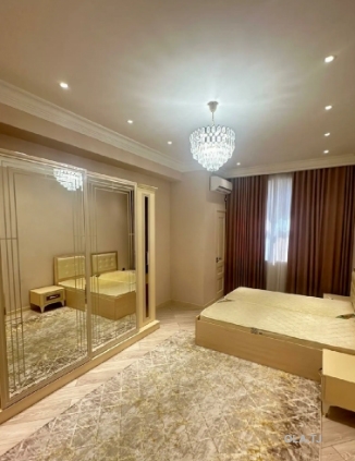 3 комнатная квартира, 8 этаж, 125 м²