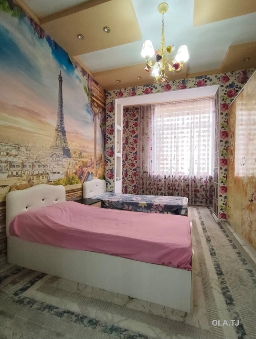 4 комнатная квартира, 4, 150 м²