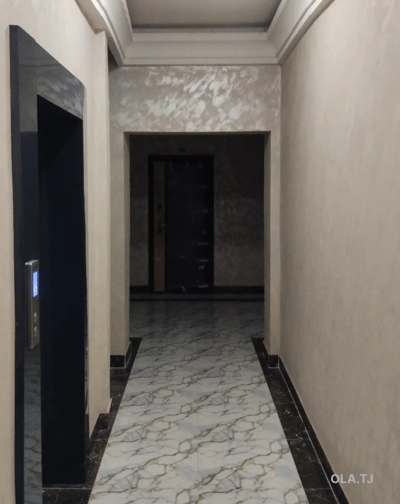 4 комнатная квартира, 12, 86 м²