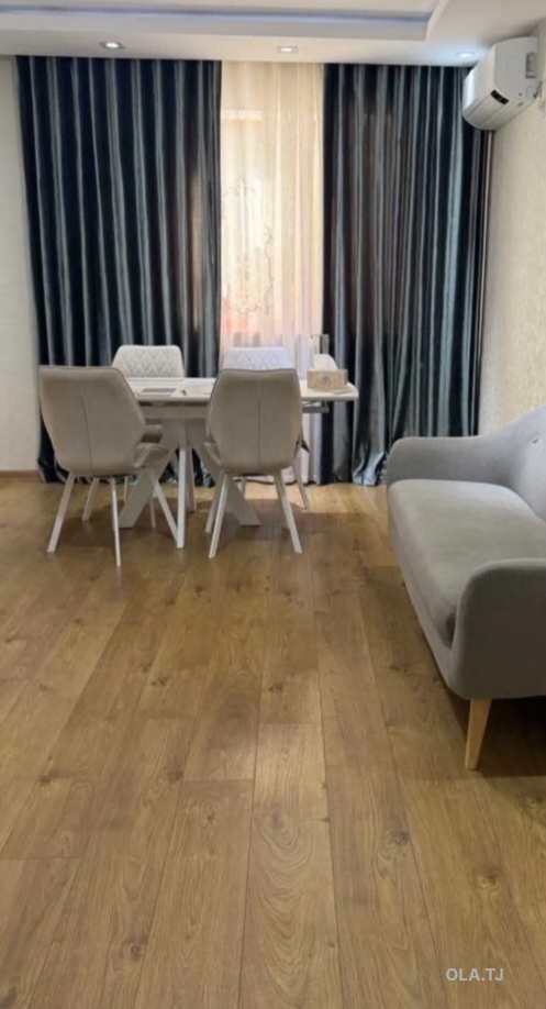 4 комнатная квартира, 4, 75 м²
