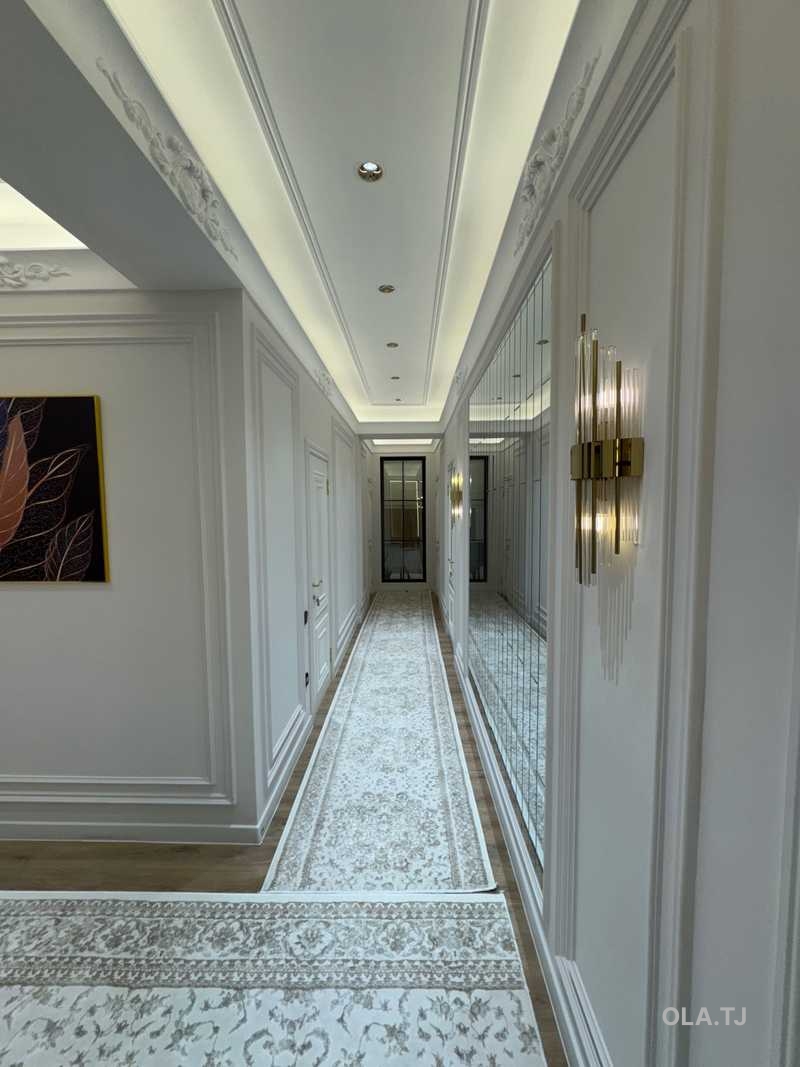 3 комнатная квартира, 8 этаж, 90 м²
