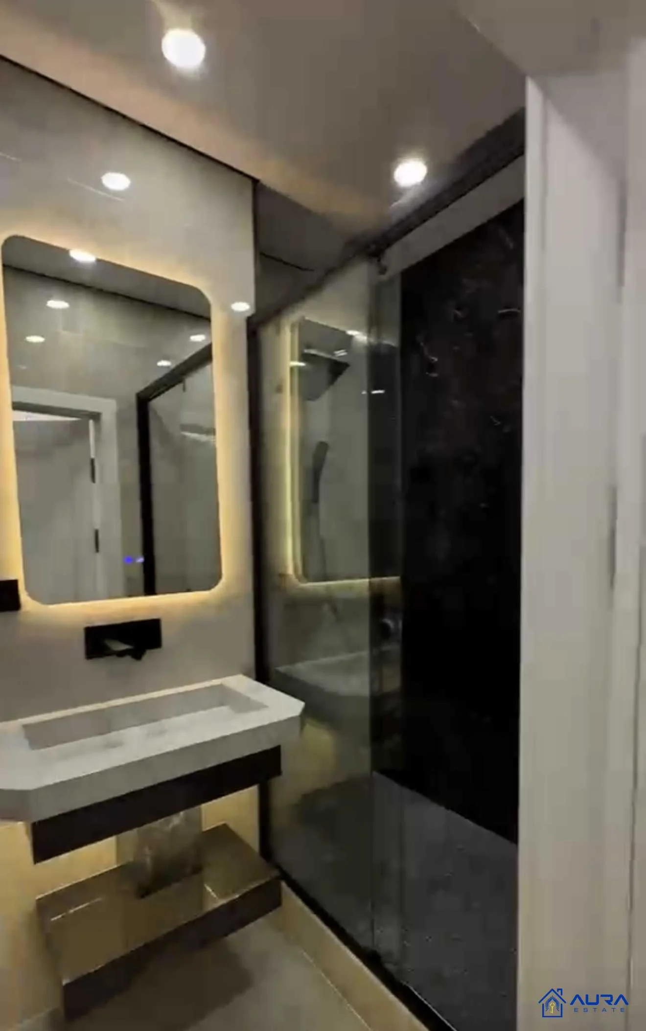 3 комнатная квартира, 4 этаж, 4 м²