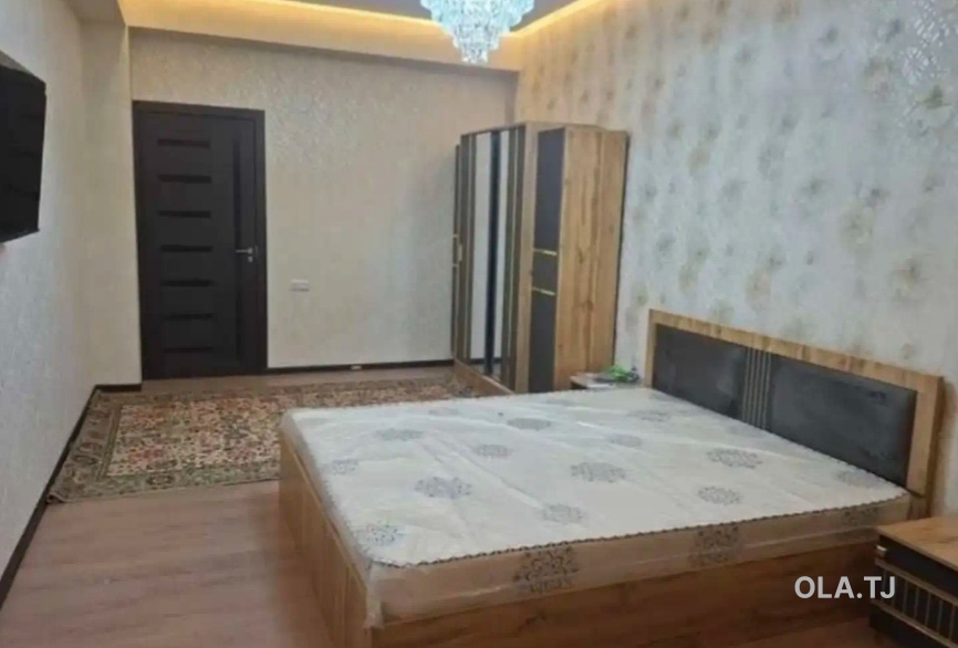 3 комнатная квартира, 8 этаж, 120 м²