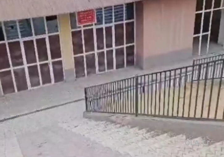 Помещение под магазин / салон, 131м², Турсунзода караболо