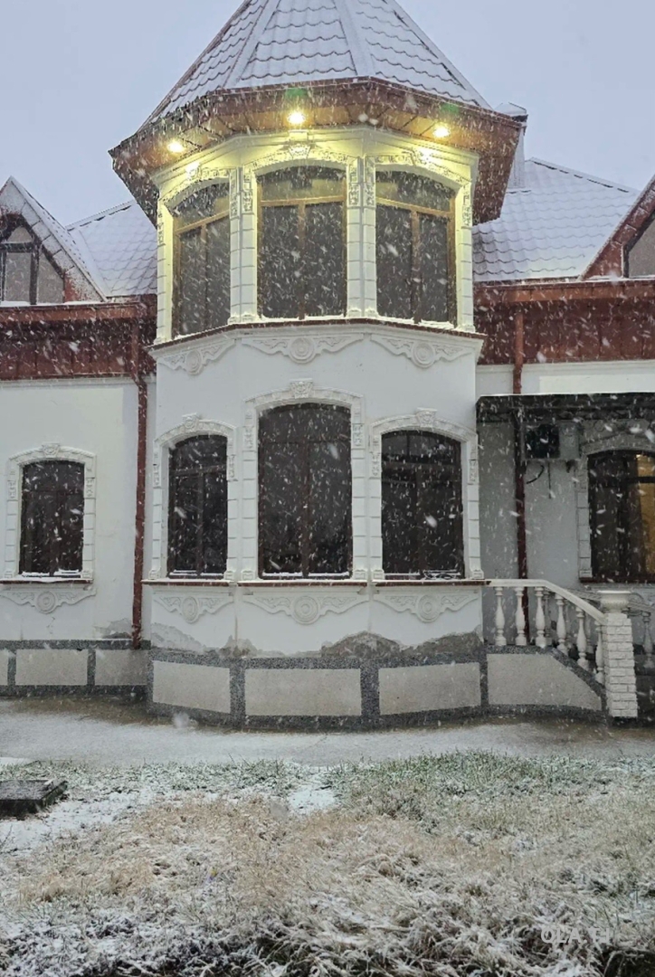 Дом (хавли), 10 комнат,