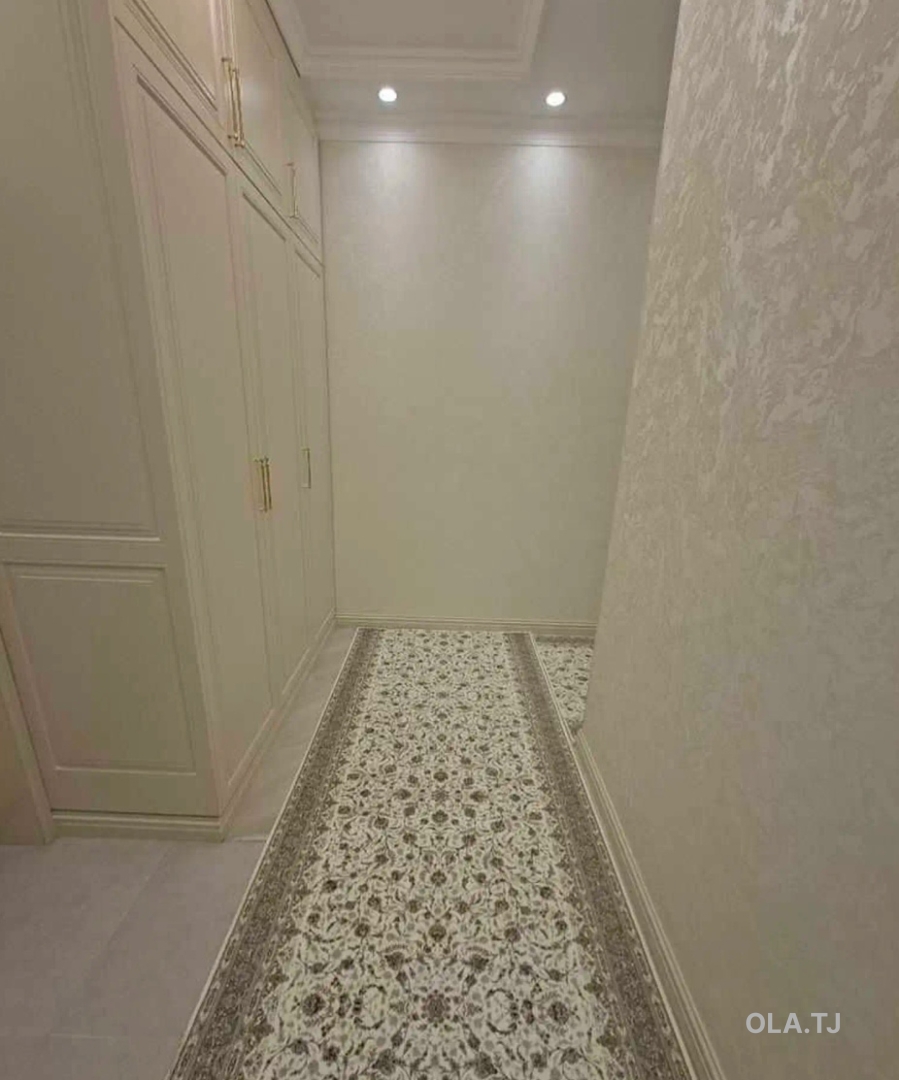 6 комнатная квартира, 8 этаж, 190 м²