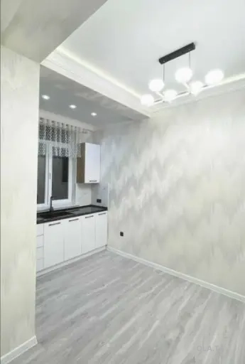 3 комнатная квартира, 8 этаж, 85 м²