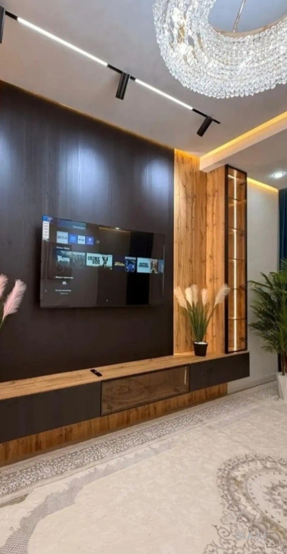 4 комнатная квартира, ,