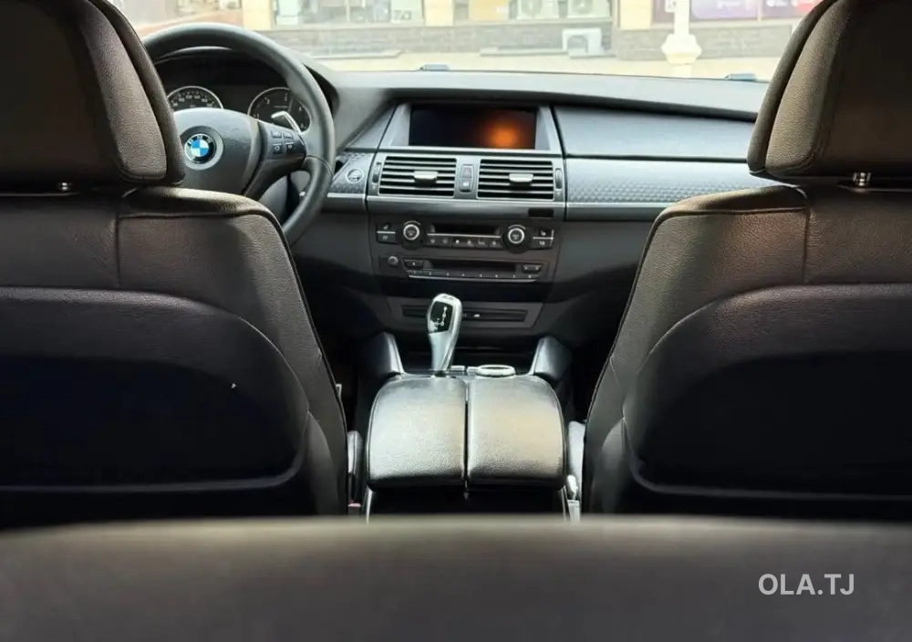 BMW X6,  2013