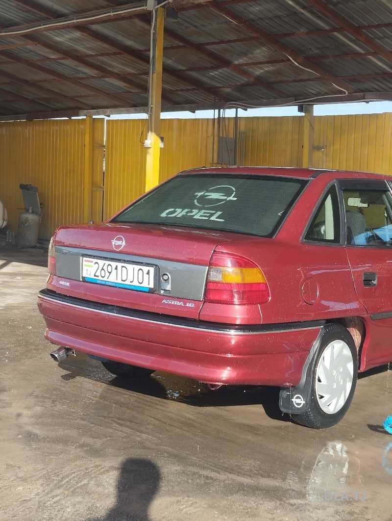 Opel Astra F,  1995