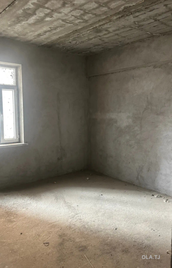 4 комнатная квартира, 1, 90 м²