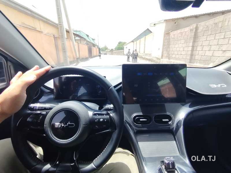 BYD E2,  2025