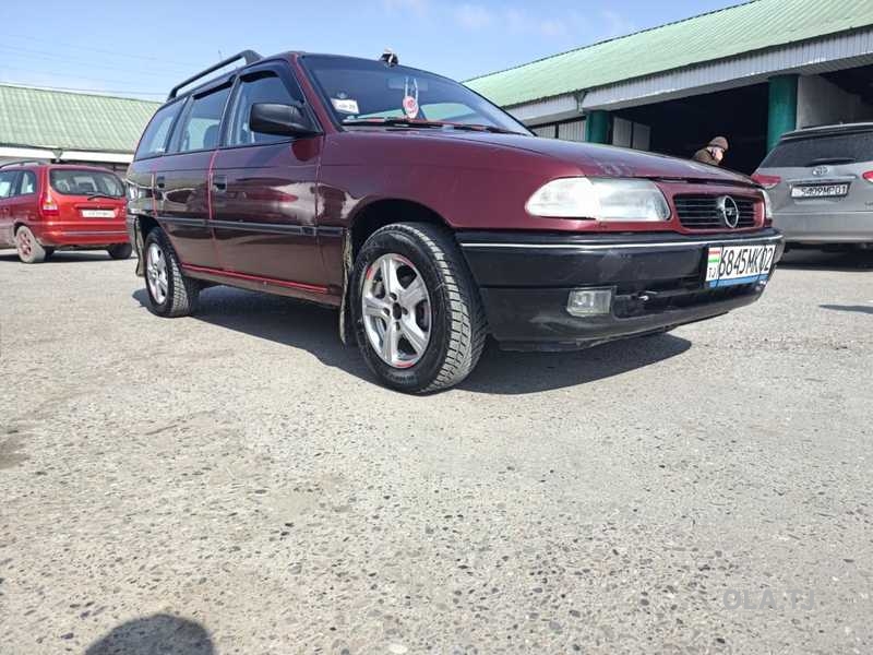 Opel Astra F,  1995