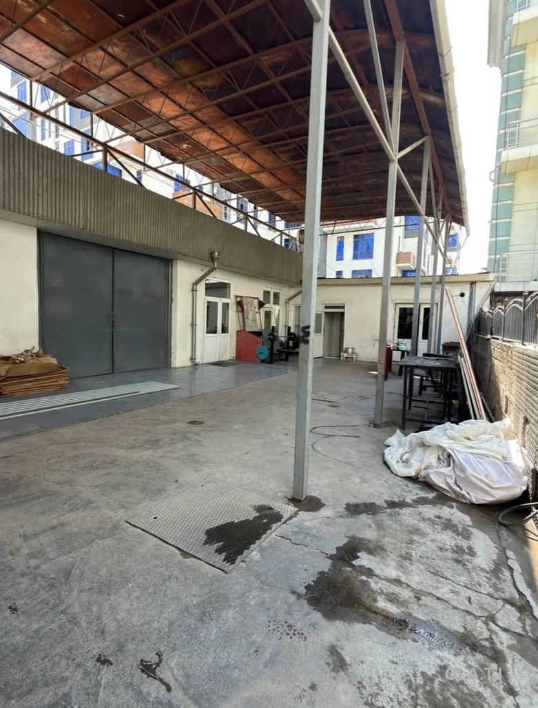 Помещение под свободное назначение, 500м², 33мкр, толори мебели ОРЗУ