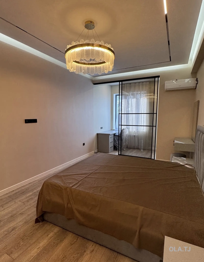 3 комнатная квартира, 4 этаж, 100 м²