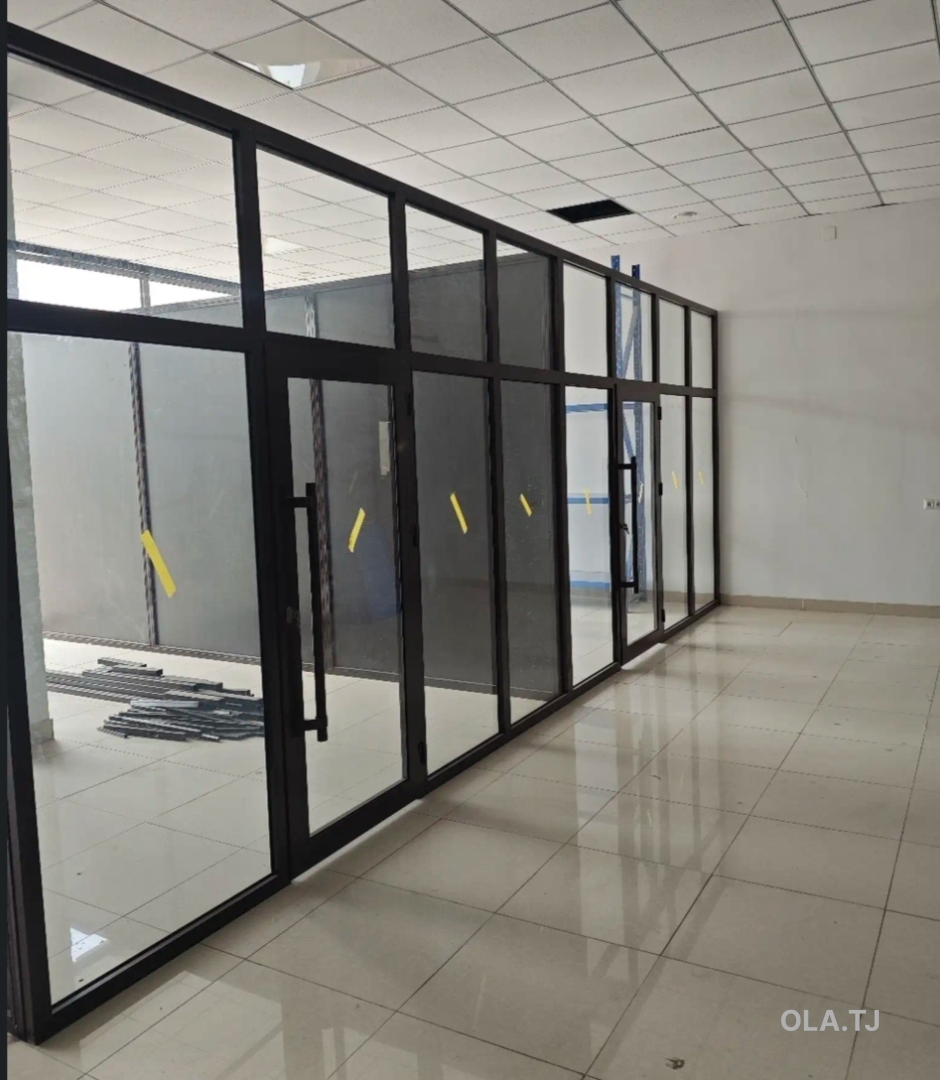 Офис в аренду, В бизнес-центре, 50 м²
