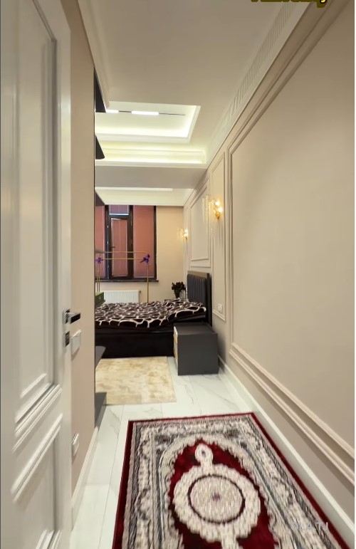 4 комнатная квартира, 8, 132 м²