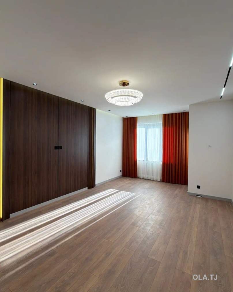 3 комнатная квартира, 7 этаж, 132 м²