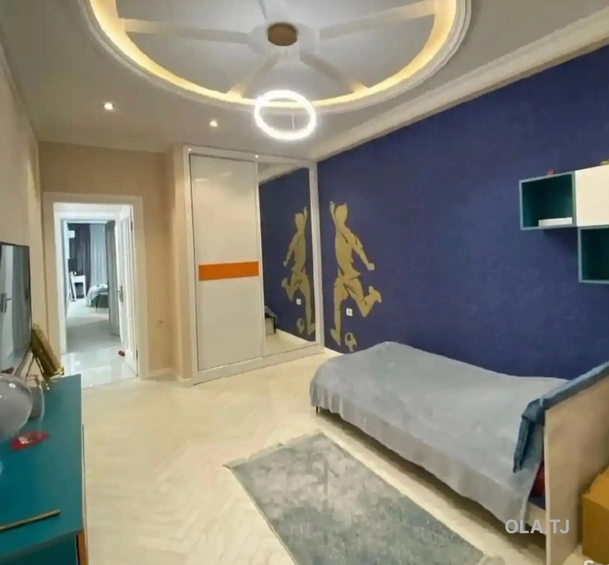 2 комнатная квартира, 4 этаж, 77 м²