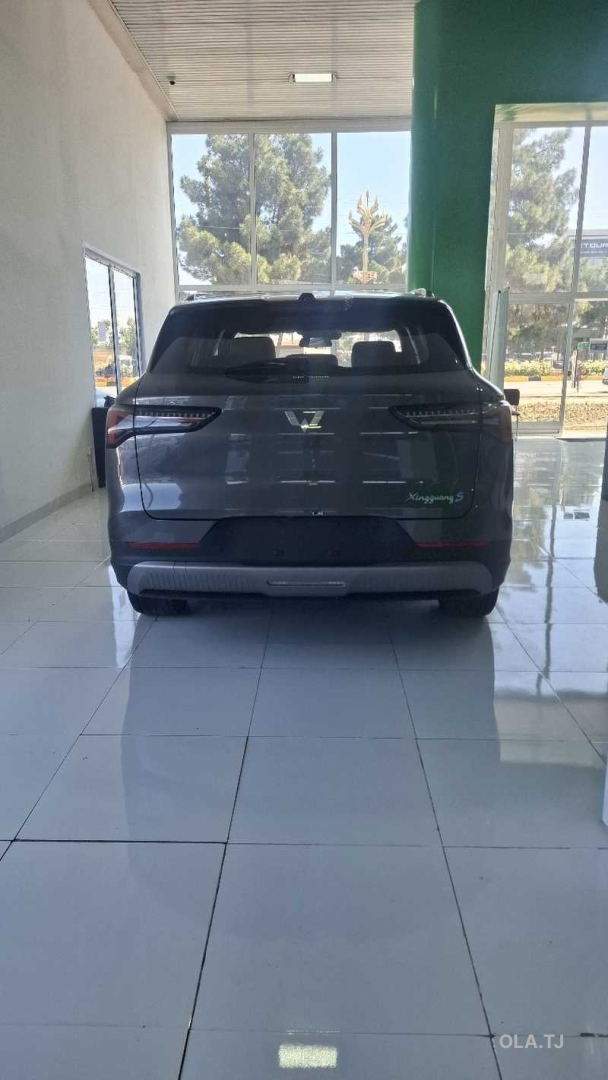 Wuling Starlight S