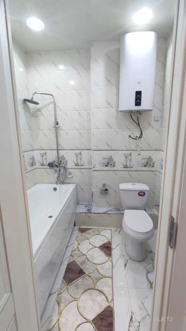 2 комнатная квартира, 2 этаж, 65 м²