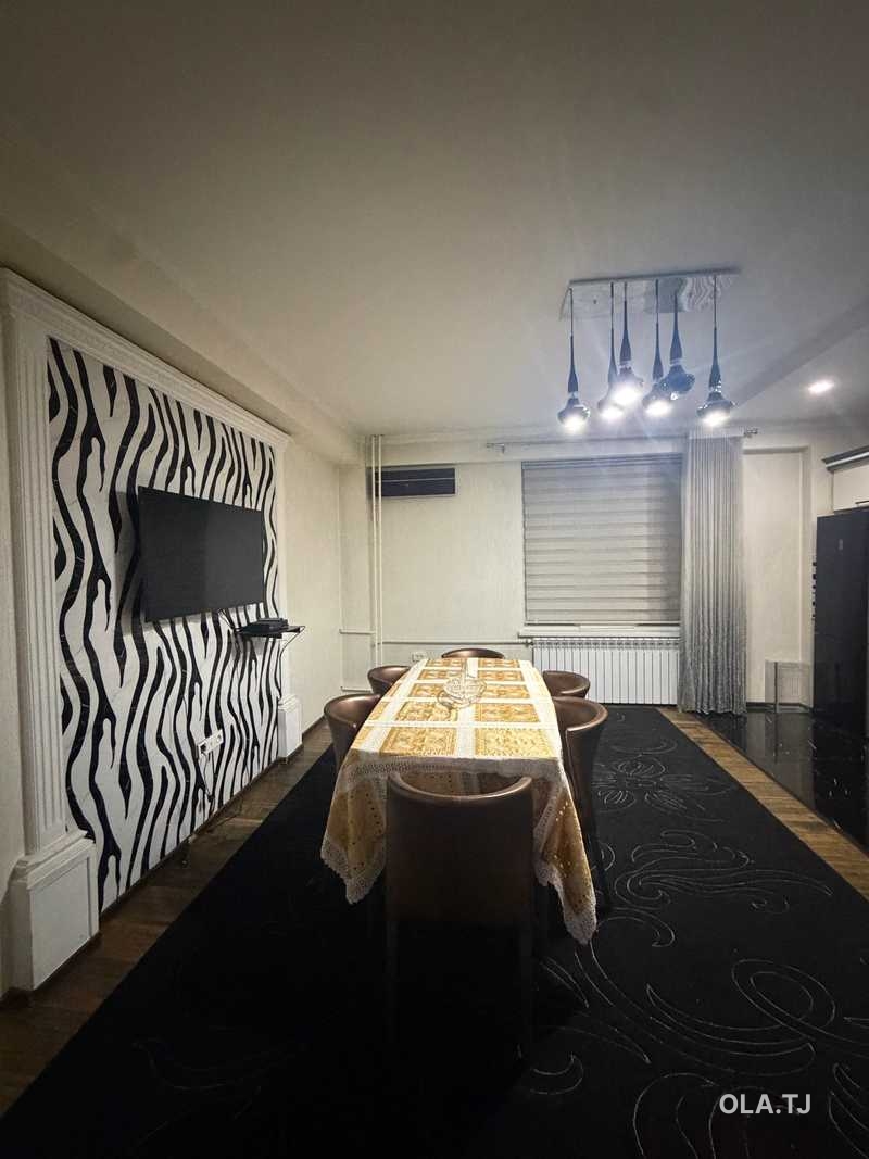 3 комнатная квартира, 12 этаж, 130 м²